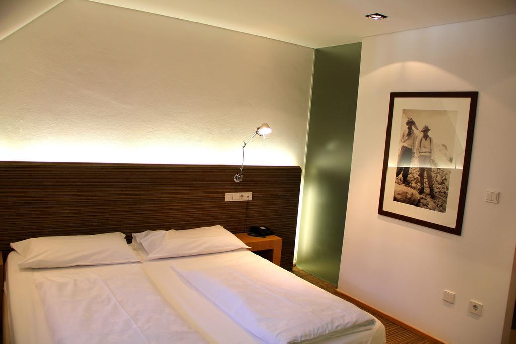 Gasthof Sonne San Lorenzo di Sebato Room photo