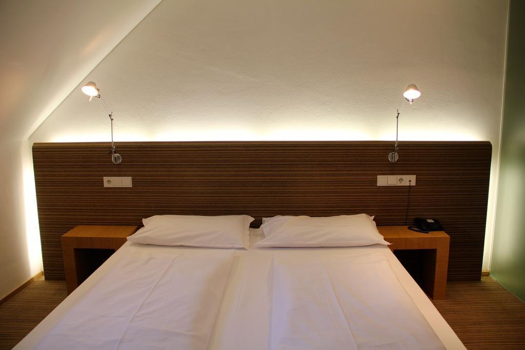 Gasthof Sonne San Lorenzo di Sebato Room photo